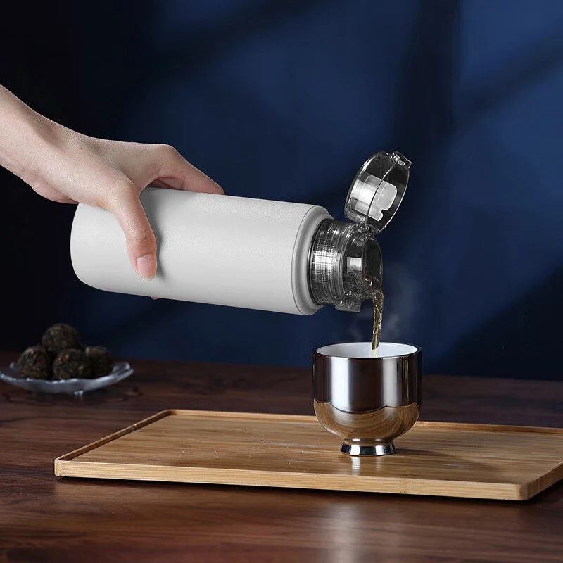 Samadoyo double-layer stainless steel vacuum insulated cup, tea brewing cup with filter screen, portable water cup 400ML