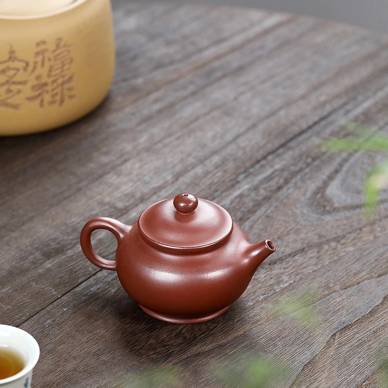 Yixing "Breathing Teapot" – 160ml Zhu Ni Clay Masterpiece, Artisan Teapot, Zisha Teapot
