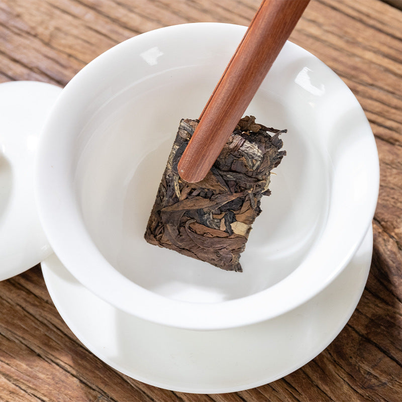 Gucuo Bian 2013 Mini-Brick White Tea - Ancient Arbor Shou Mei with Jujube & Bamboo Leaf Aroma (300g)