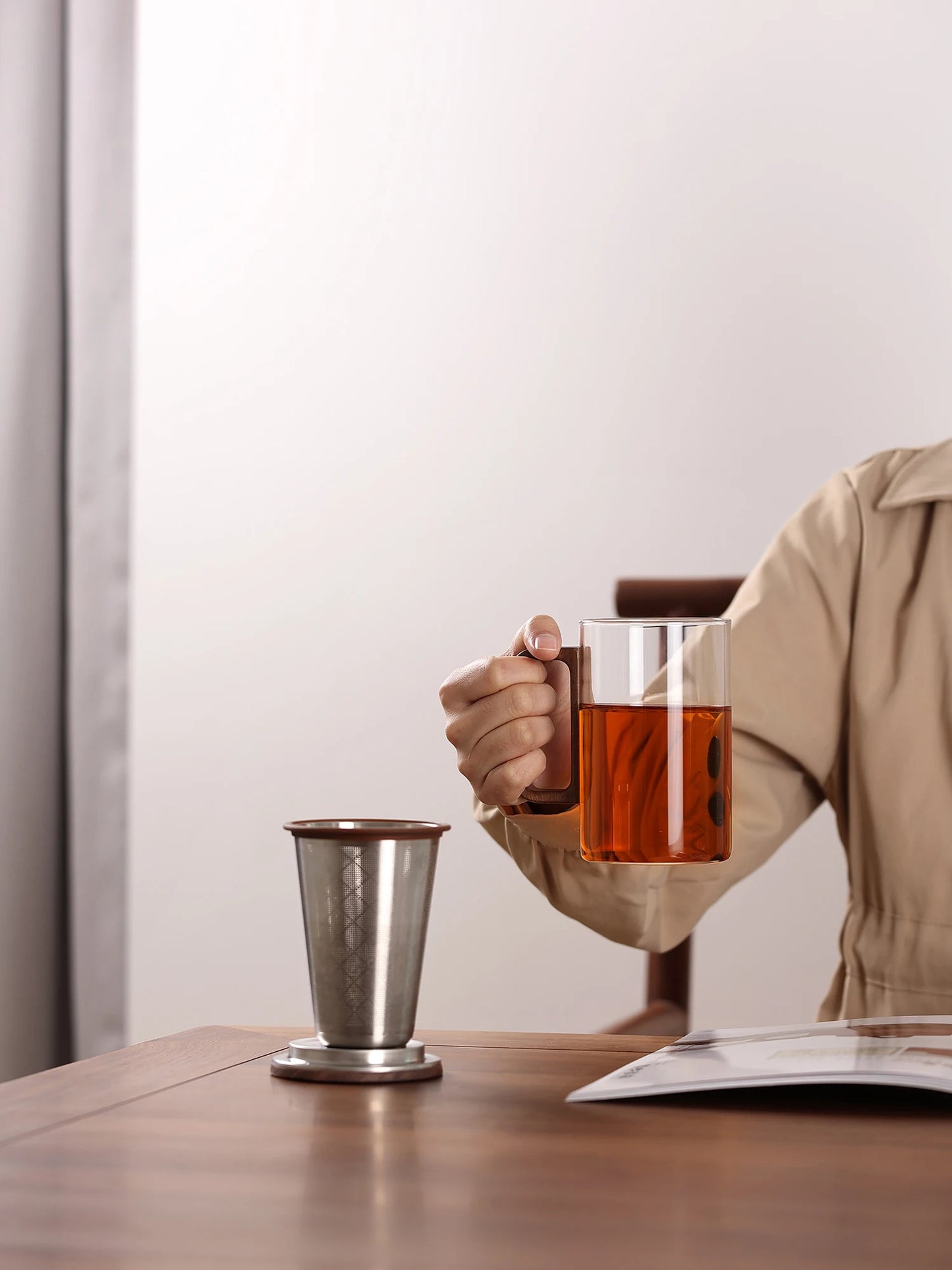 Bonston Heat-Resistant Glass Teapot Cup with 304 Stainless Steel Filter, Personal water cup, tea cup, Wood Accents - 500ml