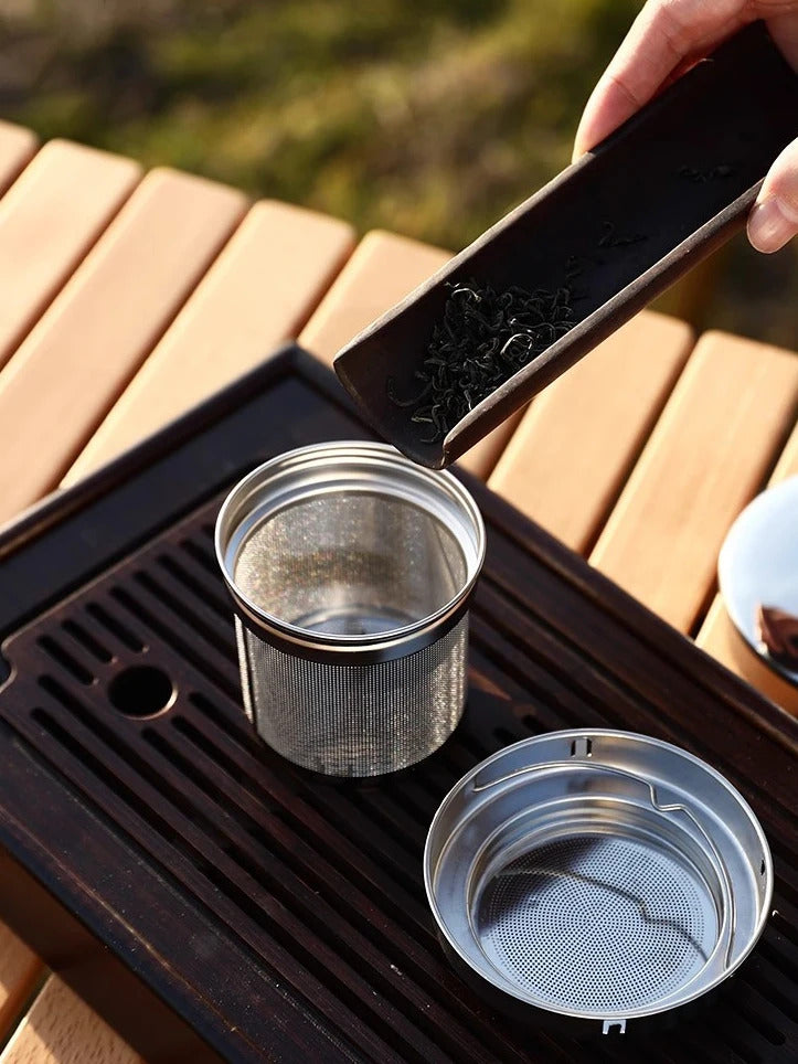 316 Stainless Steel Double-Wall Vacuum Insulated Teapot with Filter, 700ml