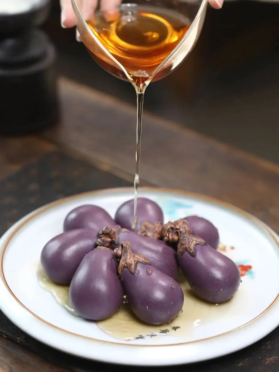 Tea Pet: A Purple Clay Ceramic Decoration for Your Tea Table